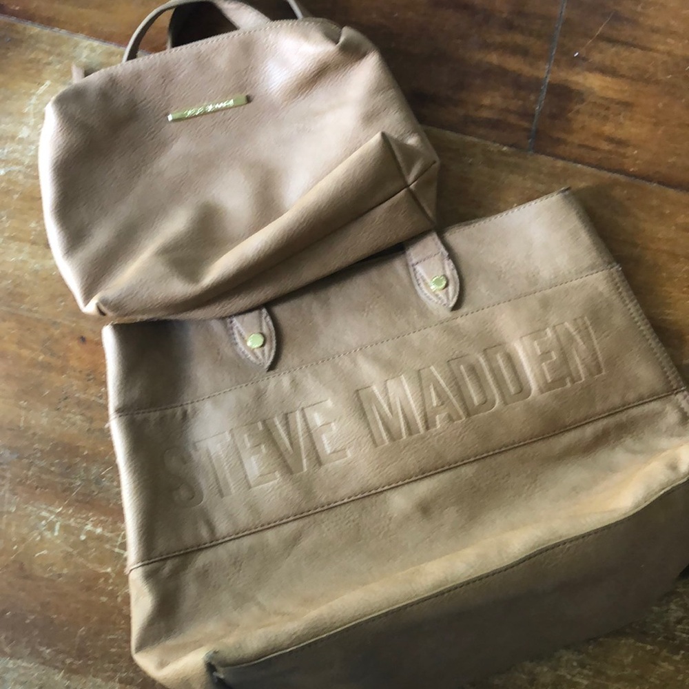 Steve Madden Large Tan Tote, With Matching Clutch - image 1